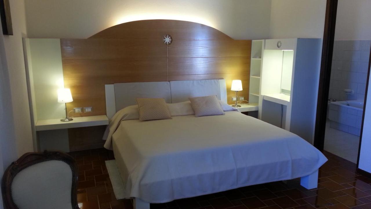 Villa Mercedes B&B The Best Choice Siniscola Exterior foto