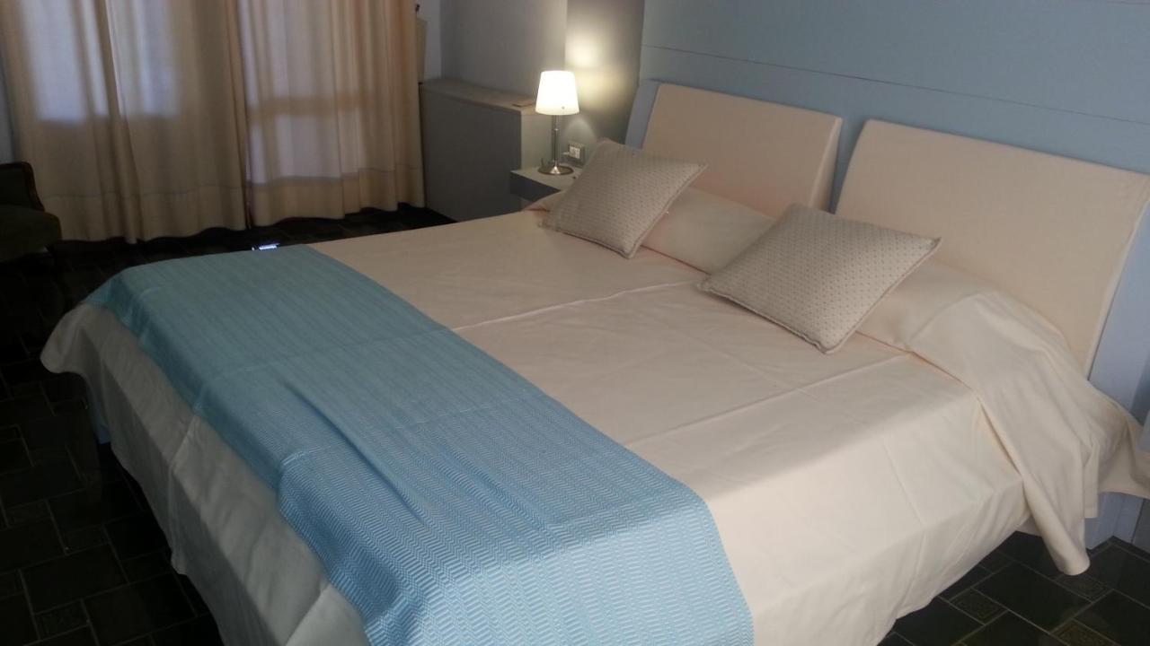 Villa Mercedes B&B The Best Choice Siniscola Exterior foto
